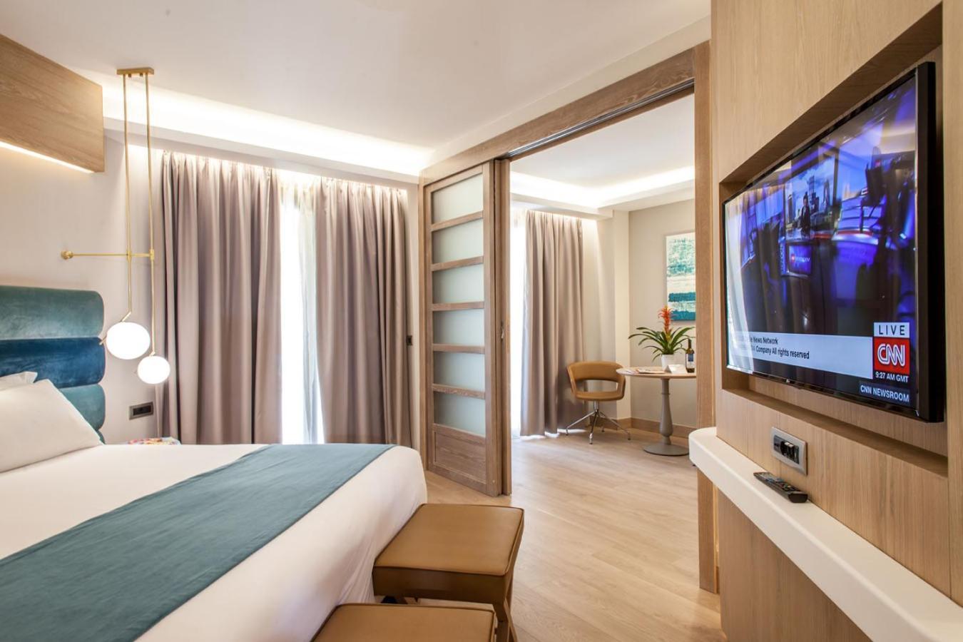 Deluxe Suite with Sea View or Pool View,1273474693:JPEG